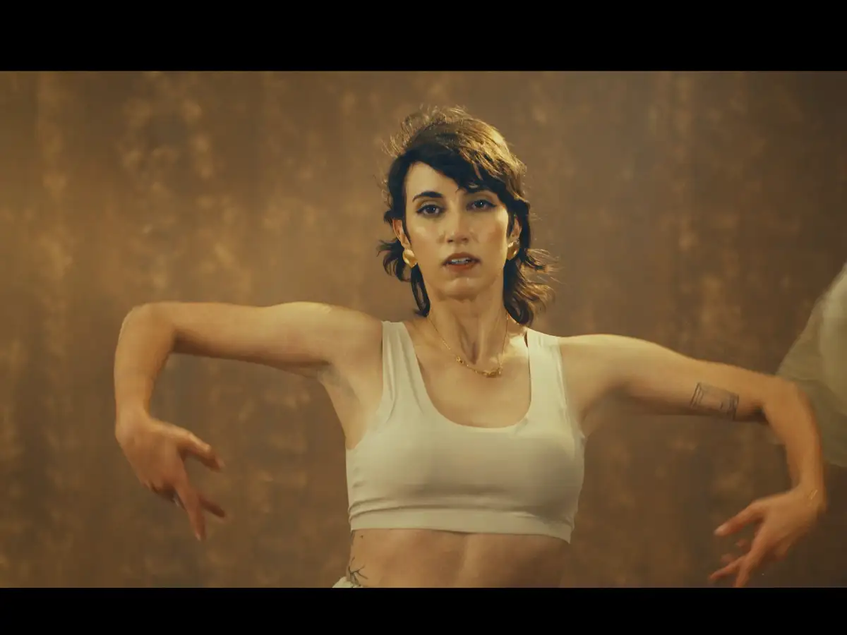 BlueStone- Clay Whispers (Ballet) still 2