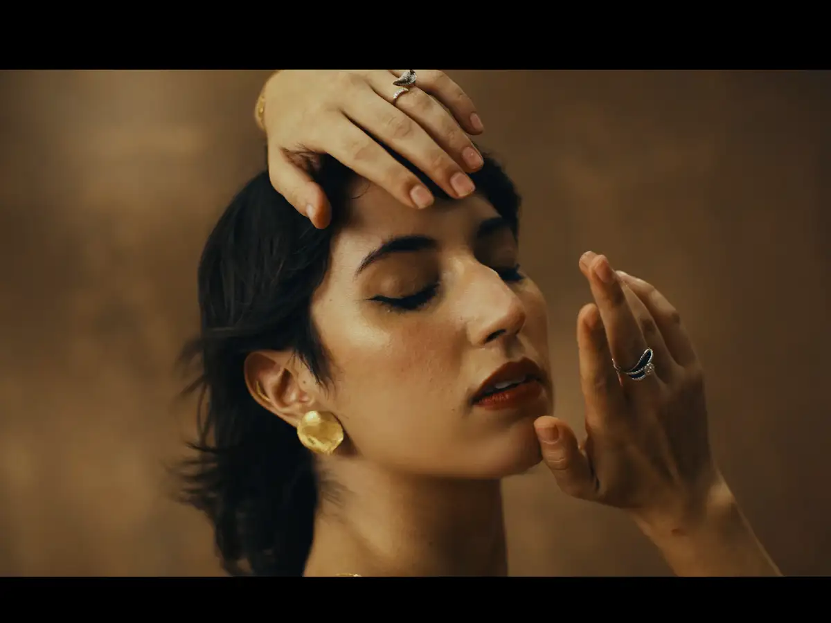BlueStone- Clay Whispers (Ballet) still 1