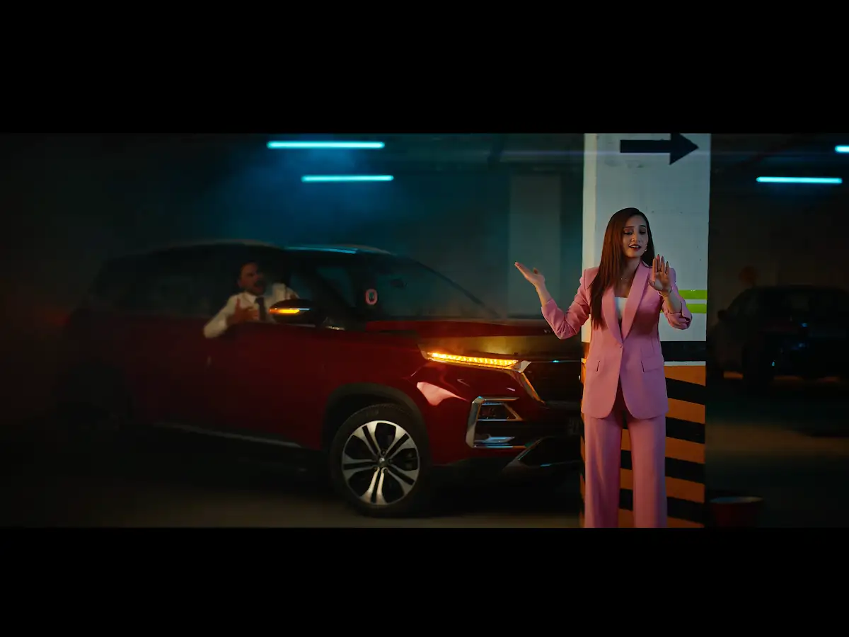 BUESTONE TVC still 1